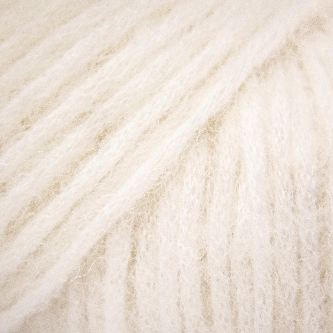 Cloud yarn | Baby alpaca from Lucas-S