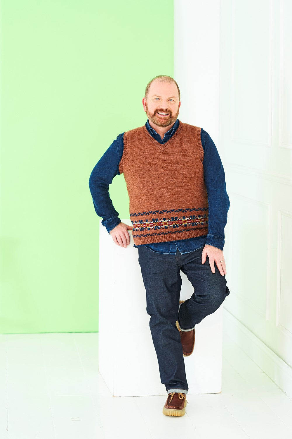 Men’s Tank Top Sweater Vest patterns | Stylecraft 10234