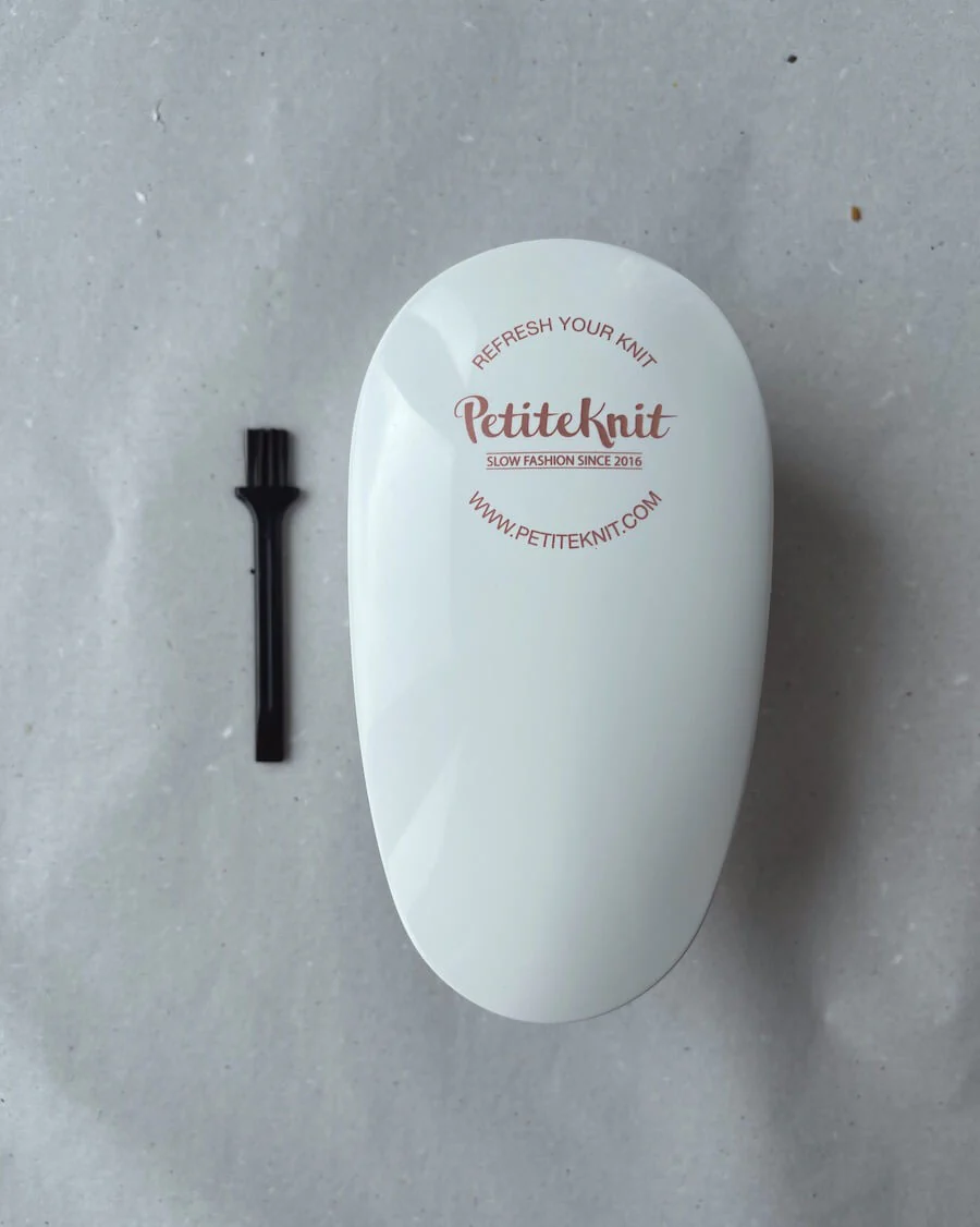 Lint Remover | Petite Knit