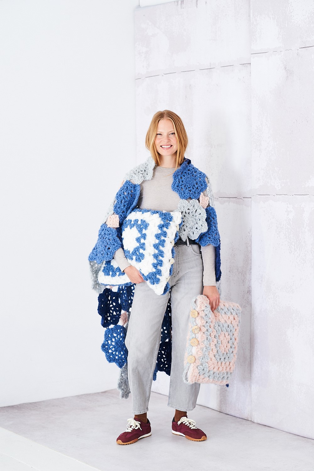 Crochet Blanket & Cushion patterns | Super Chunky | Stylecraft 10257