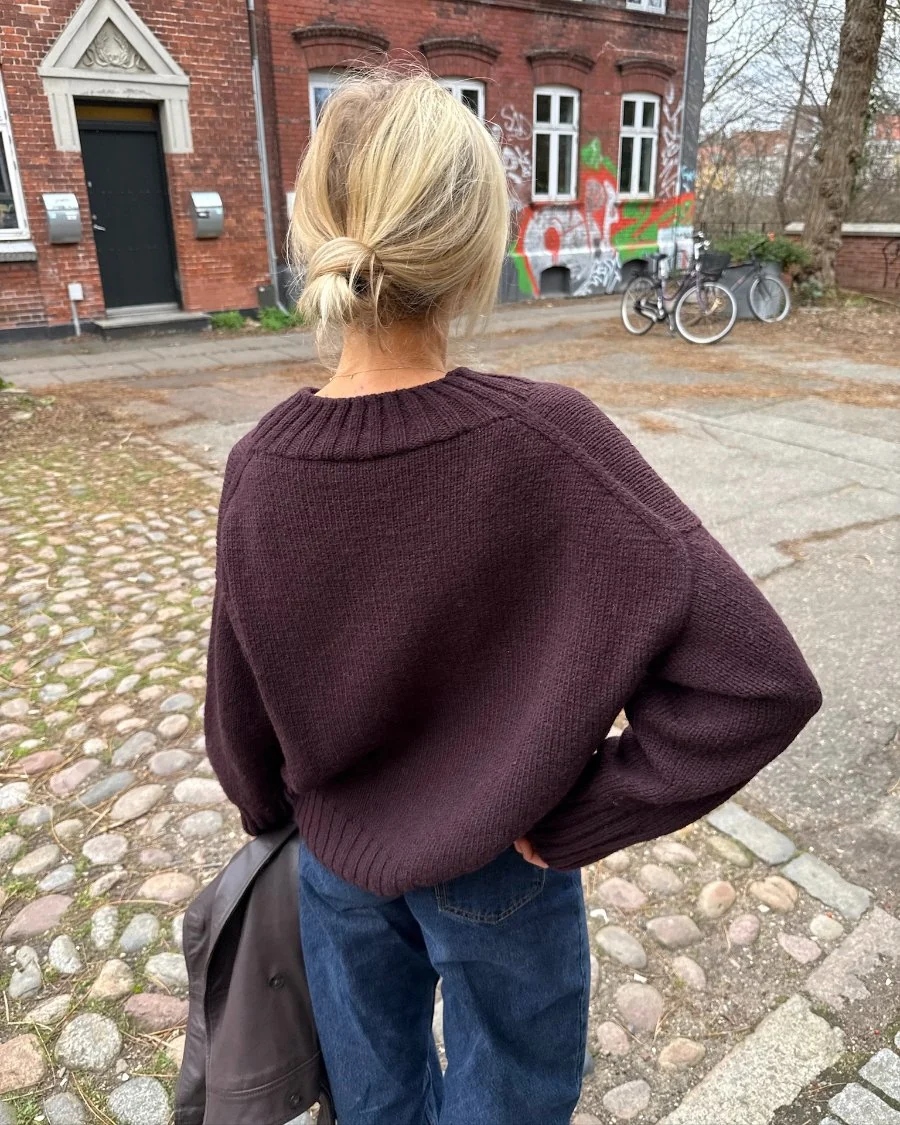Hannah Sweater V-neck | Petite Knit patterns