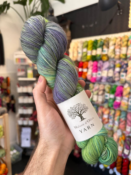 4ply/ SOCK from Maison d'Olive | Wisteria Vines