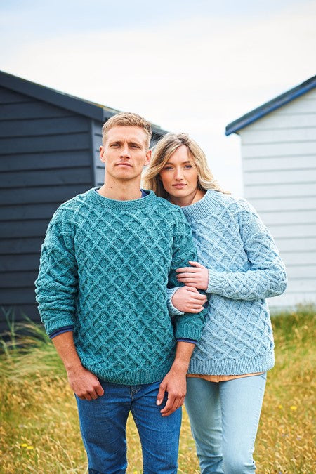 Chunky Unisex sweater pattern from Stylecraft | 9951