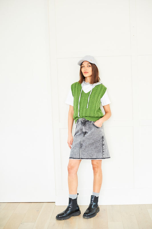 Chunky Sweater vest pattern from Stylecraft | 10107