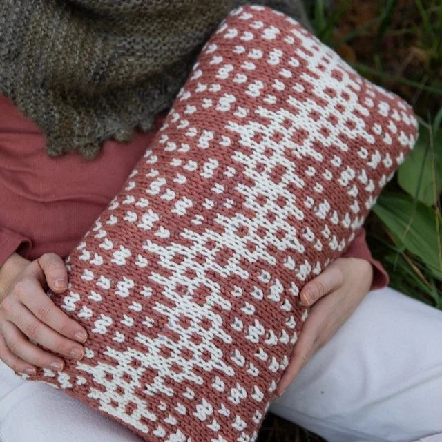 52 Weeks of Chunky Knits | Laine