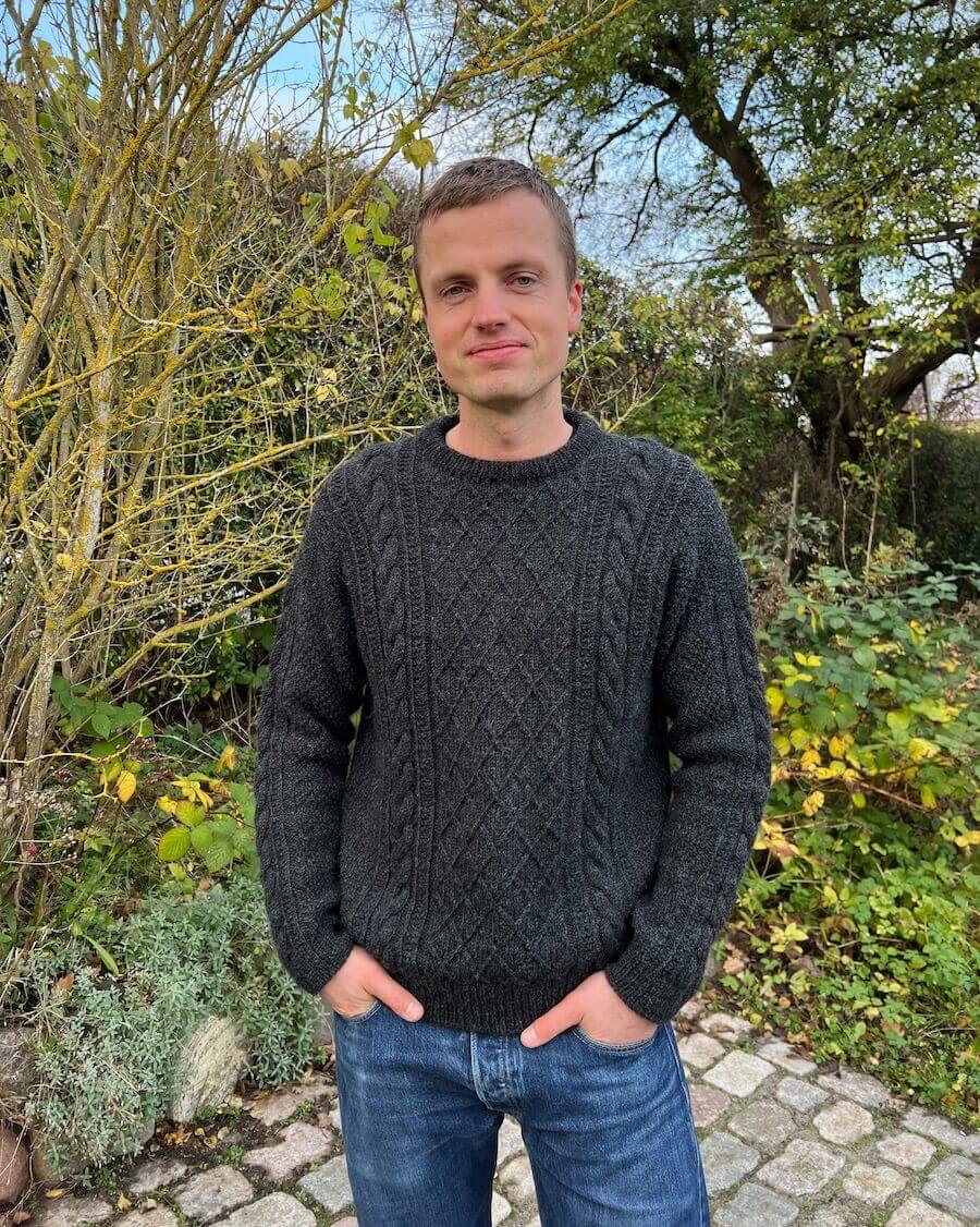 Moby Sweater Man | Petite Knit patterns