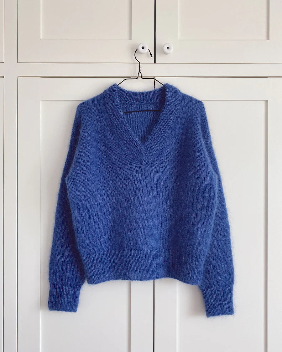 Stockholm Sweater V-Neck | Petite Knit patterns