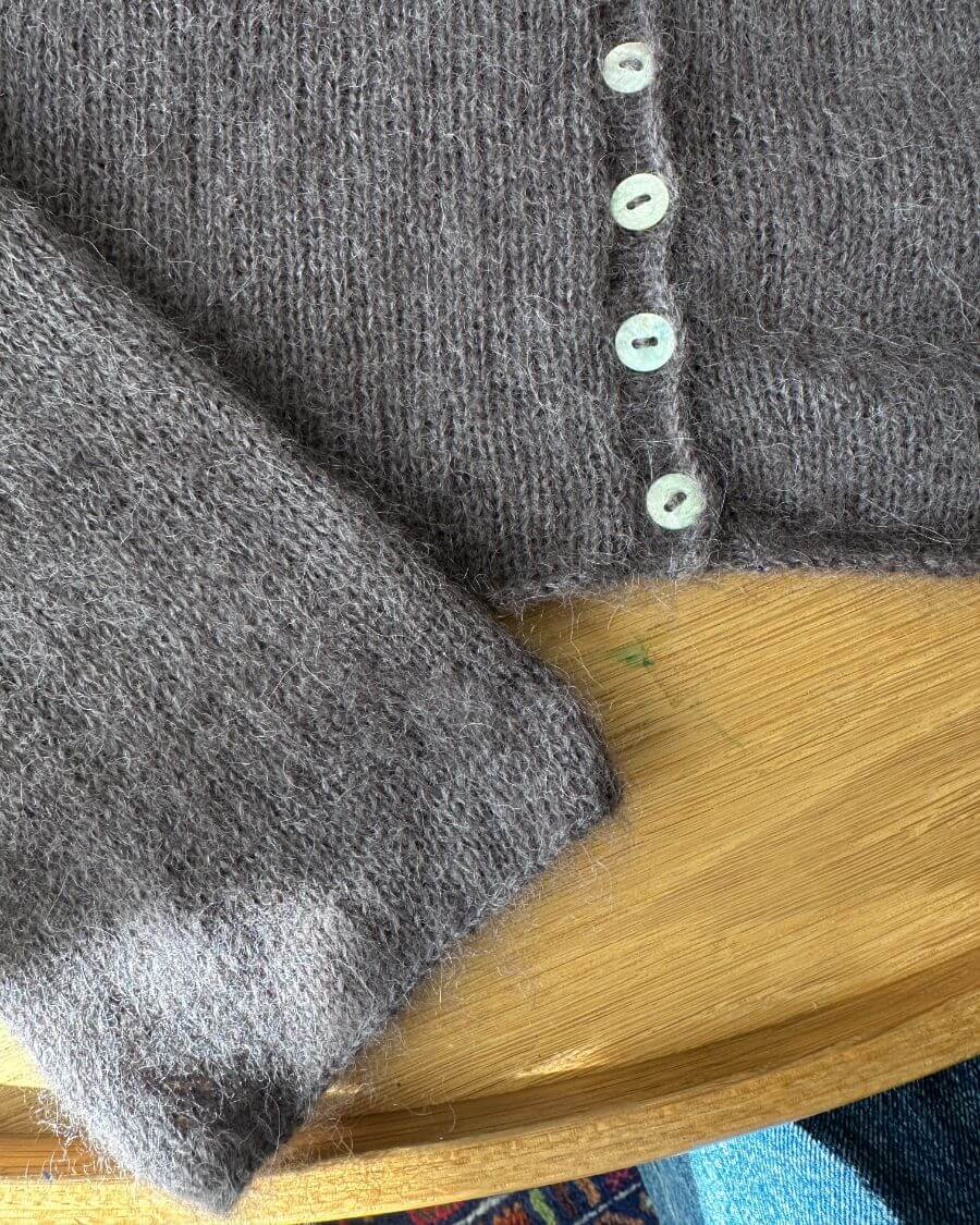 Ivy cardigan  | Petite Knit patterns