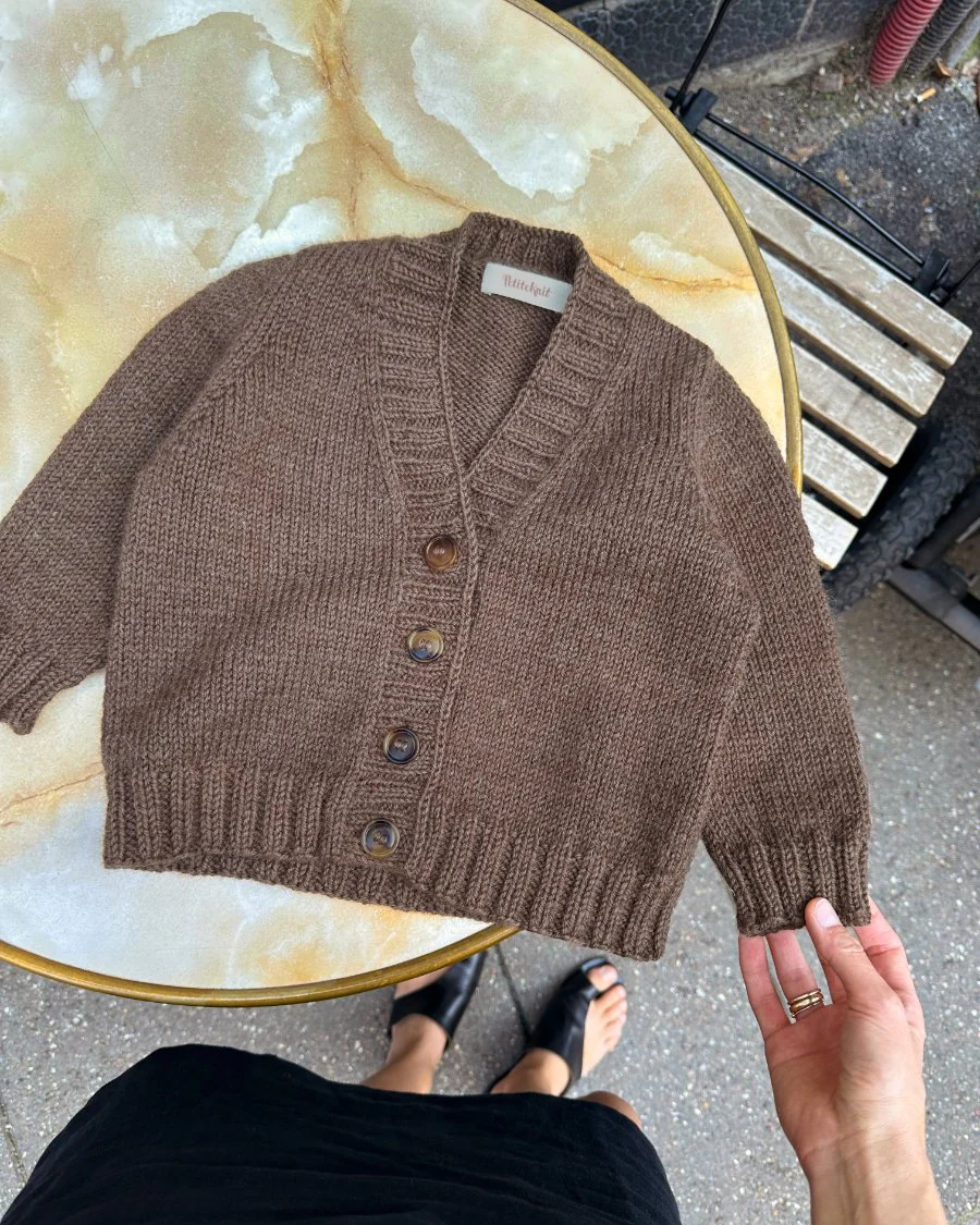 Eva Cardigan Junior | Petite Knit patterns