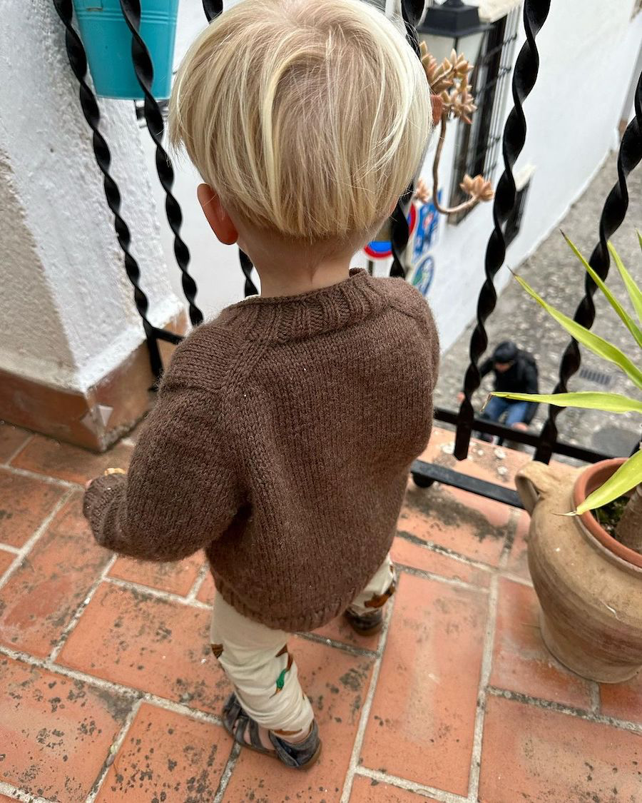 Eva Cardigan Junior | Petite Knit patterns