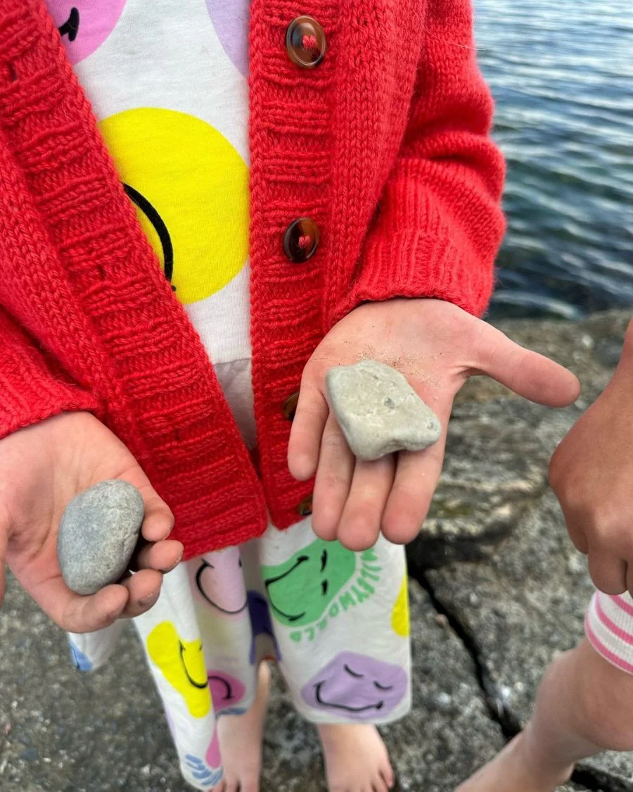 Eva Cardigan Junior | Petite Knit patterns