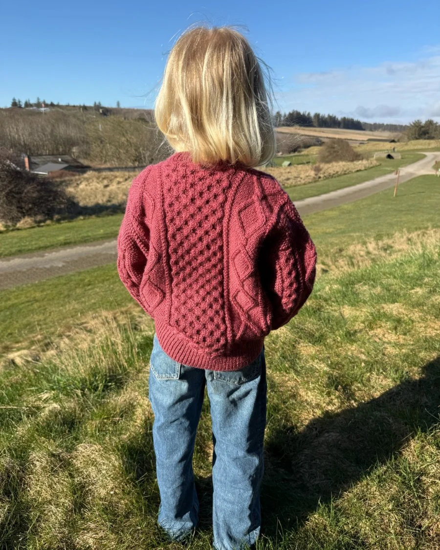 Dagmar Jacket Junior | Petite Knit patterns