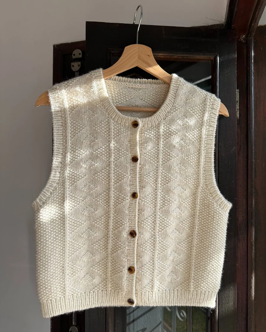 Esther Vest | Petite Knit patterns