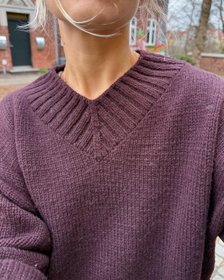 Hannah Sweater V-neck | Petite Knit patterns