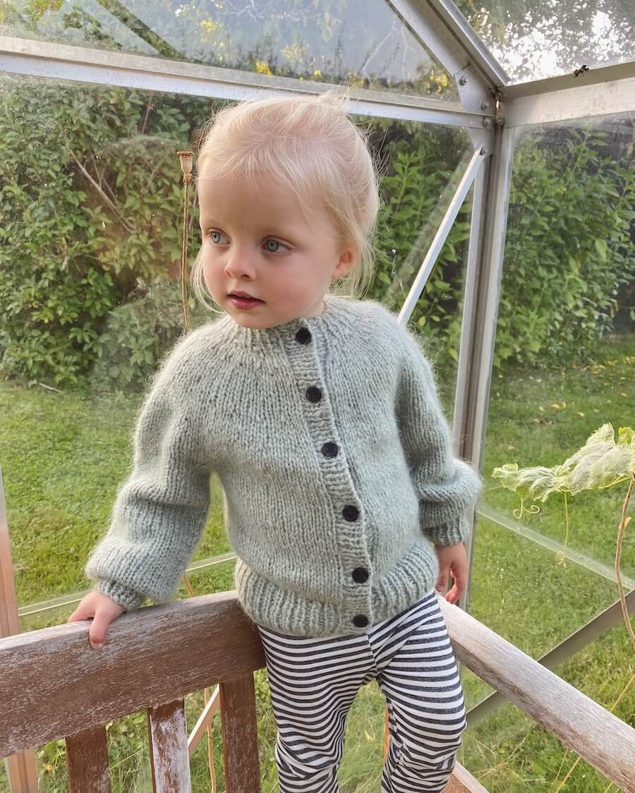 Novice Cardigan Mini - Chunky Edition | Petite Knit patterns