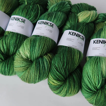 DK Bluefaced Leicester from Kenikse Yarns | Forest Green