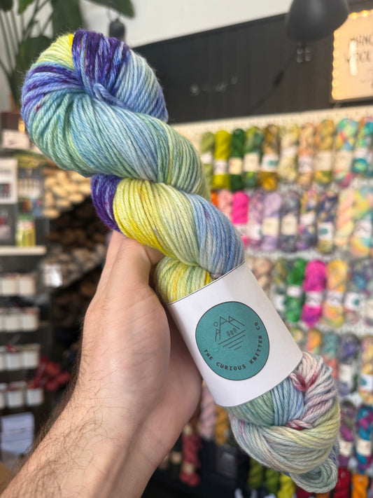 Merino DK from The Curious Knitter Co | Meeting in the Middle