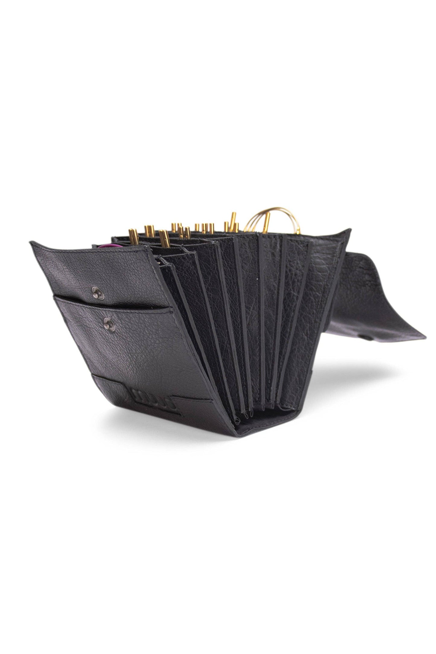 Betina Needle Case: Black / One size